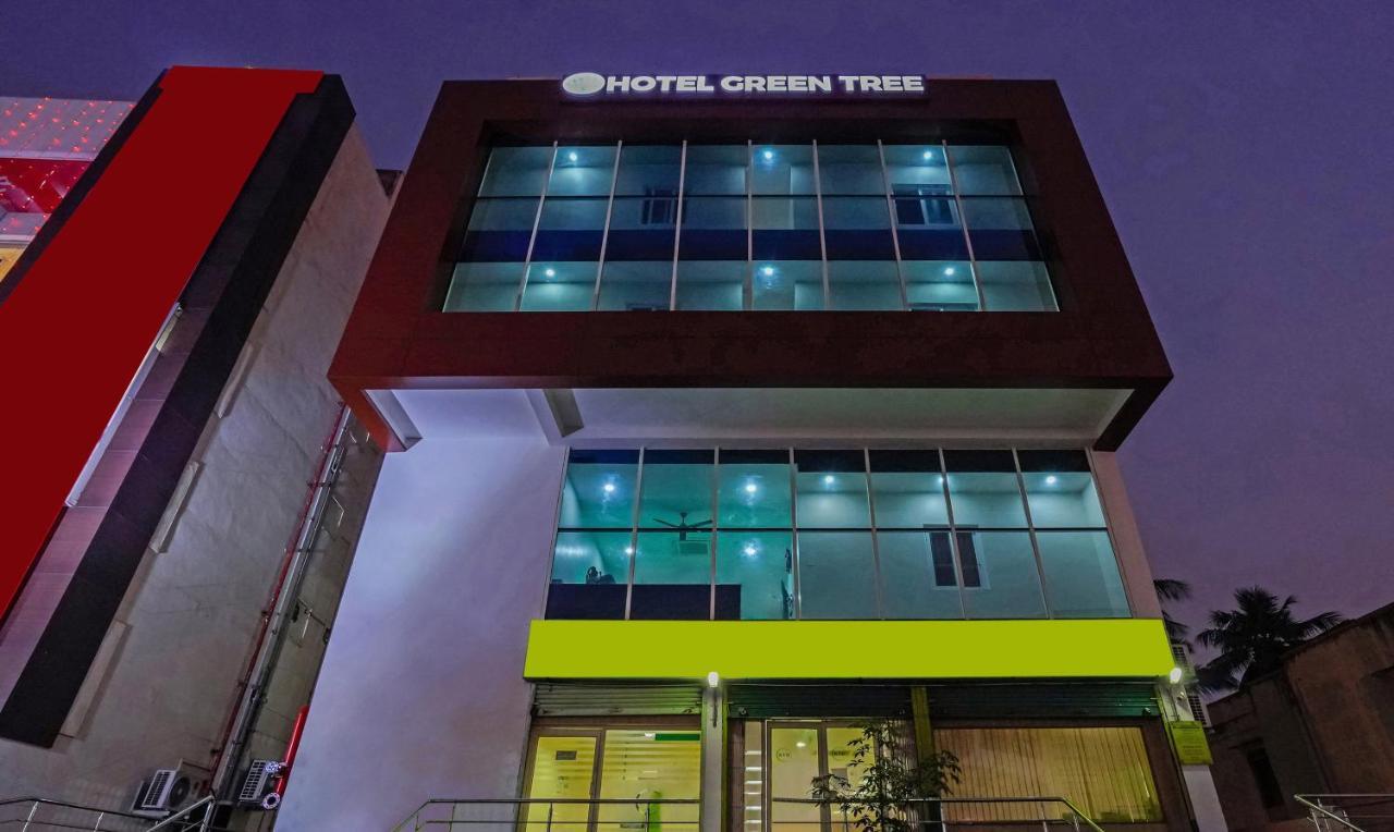 Super Collection O Dabagardens Near Beach Road Визакхапатнам Екстериор снимка